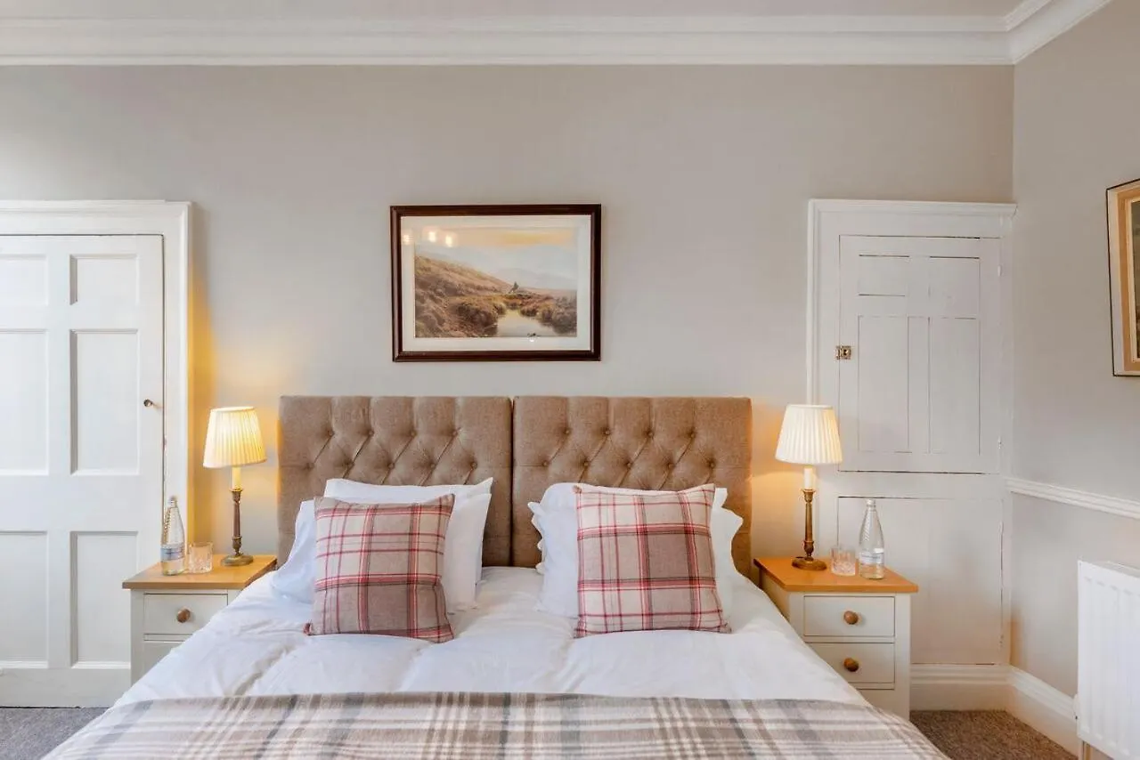 Luxury Two Floor Central Duplex Apartment Free Parking Bath 0*,  United Kingdom