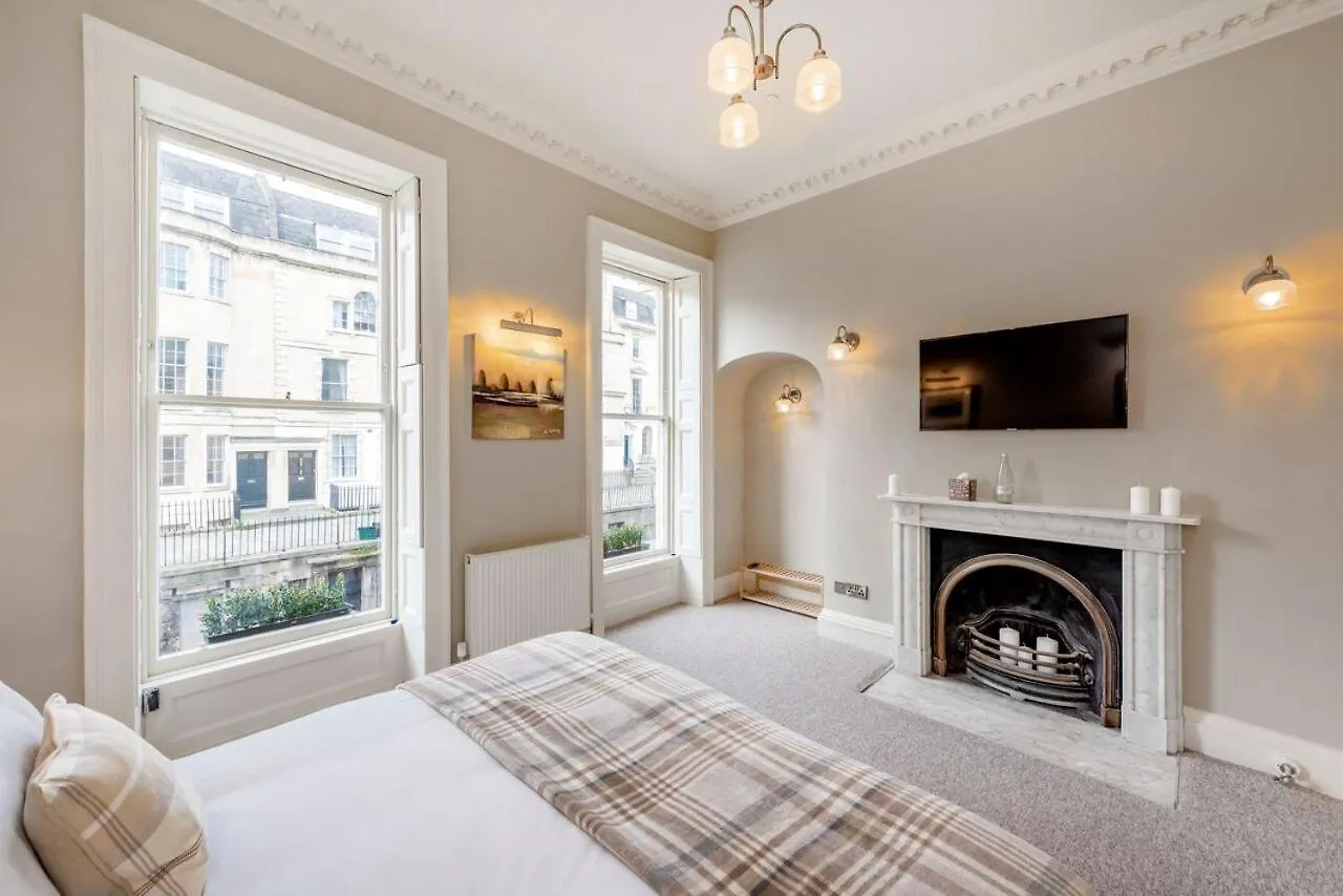 Luxury Two Floor Central Duplex Apartment Free Parking Bath